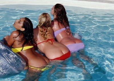 three hot sex chat model delhi pool with ass showing a little bit